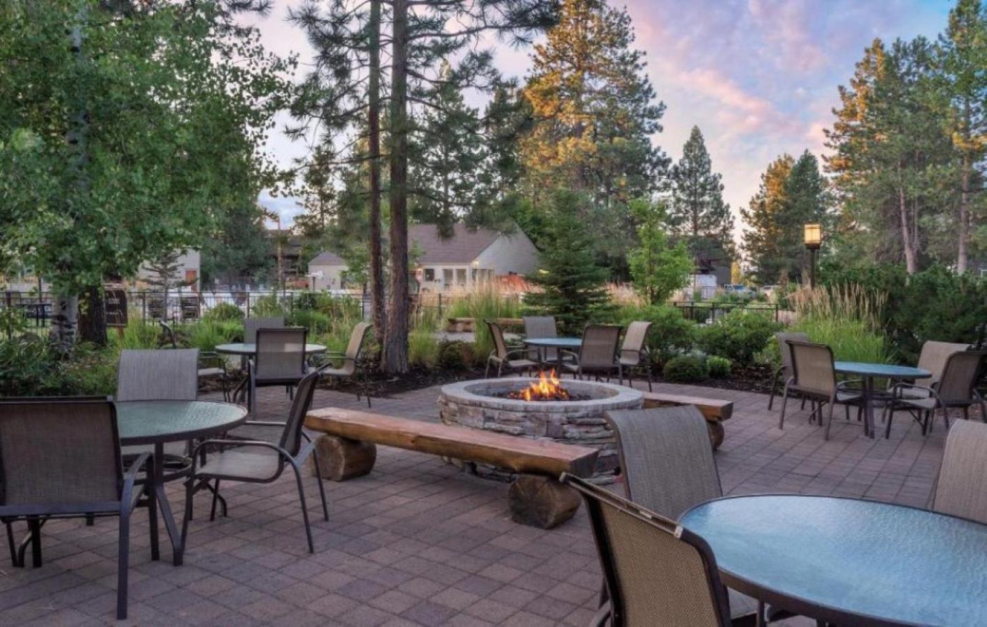 Worldmark Bend Seventh Mountain Resort - St Sleeps Екстериор снимка