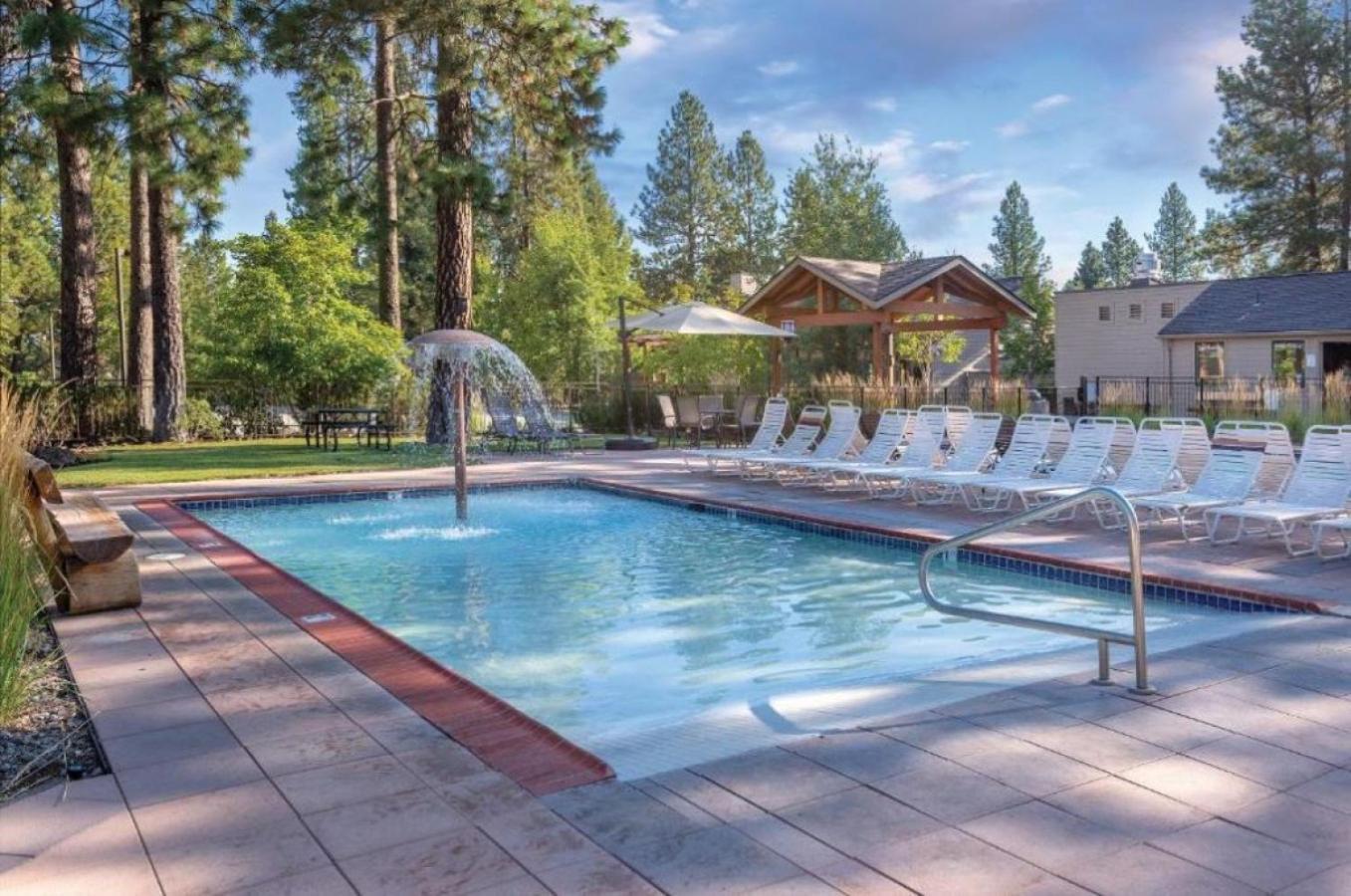 Worldmark Bend Seventh Mountain Resort - St Sleeps Екстериор снимка